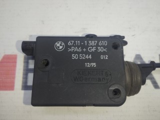Сервопривод лючка бензобака, ориг. номер 67111387610, 67118353001, BMW 3' 325i
