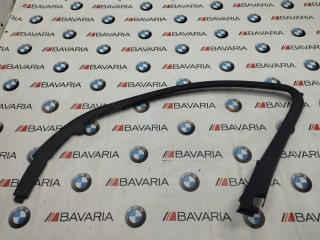 Щиток оконной рамы двери, ориг. номер 51337384930, BMW 530E
