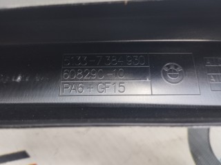 Щиток оконной рамы двери, ориг. номер 51337384930, BMW 530E