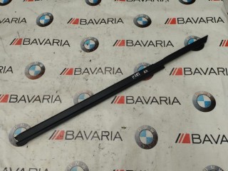 Уплотнитель стекла в боковой двери, ориг. номер 51357336984, BMW 530E