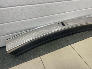 Накладка внутренняя на заднюю панель кузова, ориг. номер 80A864483E, Audi Q5 FY 2017-2020