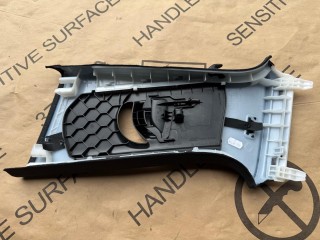 обшивка центральной стойки правая верхняя, ориг. номер 8W0867244E, 8W0867294, Audi S4 B9 [рестайлинг] 2019-2026