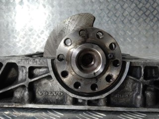 Коленвал, ориг. номер 8653668, Volvo S60 2000-2004