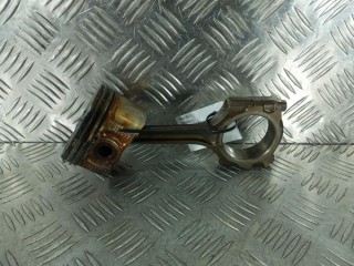Поршень, Mazda 3 2006-2009