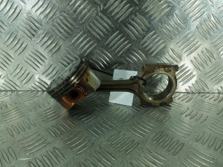 Поршень, Mazda 3 2006-2009