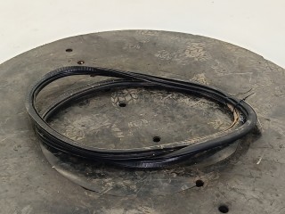 Уплотнитель двери задней правой, ориг. номер 9820823880, Peugeot 2008 2019-2023