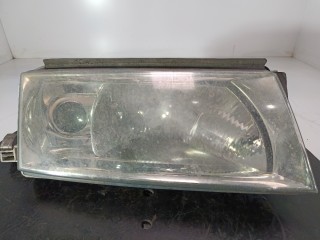 Фара правая Skoda Octavia 2000-2011