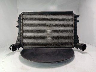 Интеркулер Volkswagen Passat 2005-2010