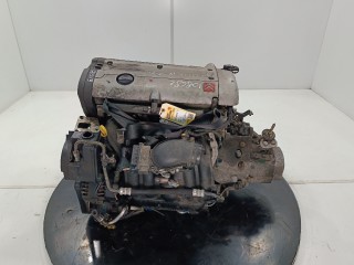 Двигатель Citroen C5 2000-2004