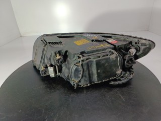 Фара правая, ориг. номер 30678204, Volvo V50 2003-2007