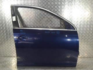 Дверь передняя правая Volkswagen Jetta 2005-2010