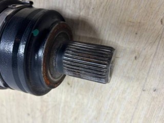 Полуось передняя левая, ориг. номер A1673301201, MERCEDES-BENZ GLE W167 01/2019 - 12/2025