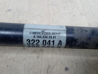 Полуось передняя правая, ориг. номер A1643302801, MERCEDES-BENZ GL-CLASS X164 09/2006 - 12/2012