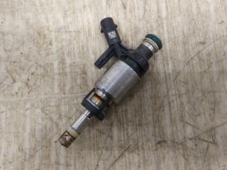 Форсунка Volkswagen Passat B8, ориг. номер 06A906036F, VW PASSAT B8 2014-2021