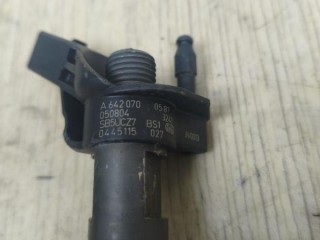 Форсунка, ориг. номер A6420700587, MERCEDES-BENZ M-CLASS W164 02/2005 - 12/2012
