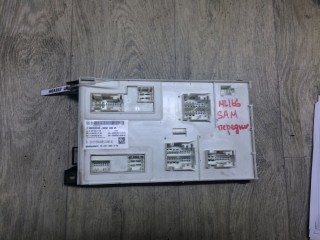 Блок предохранителей передний, ориг. номер A1669001708, MERCEDES-BENZ M-CLASS W166 06/2011 - 12/2015