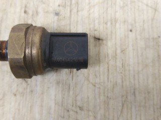 Датчик давления топлива, ориг. номер A0045421618, MERCEDES-BENZ E-CLASS W212 01/2009 - 12/2016