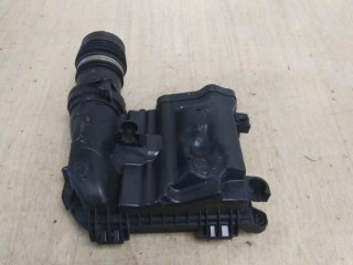Корпус воздушного фильтра правый, ориг. номер A2760903801, MERCEDES-BENZ GLE W166 04/2015 - 10/2018