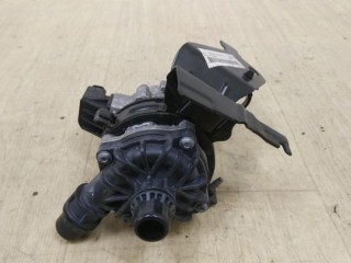 Насос антифриза дополнительный, ориг. номер A0005003286, MERCEDES-BENZ E-CLASS T-Model S213 07/2016 -