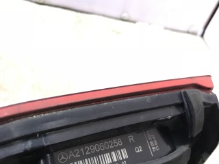 Фонарь крышки багажника правый, ориг. номер A2129069602, MERCEDES-BENZ E-CLASS W212 01/2009 - 12/2016