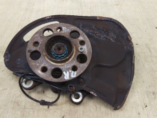 Кулак поворотный правый, ориг. номер A2043324201, MERCEDES-BENZ C-CLASS W204 01/2007 - 01/2015