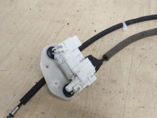 Замок двери задней левой, ориг. номер 670175812, MASERATI LEVANTE SUV