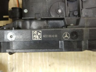 Замок двери задней правой, ориг. номер A2220064099, MERCEDES-BENZ GLE W167 01/2019 - 12/2025