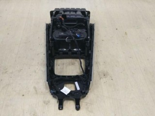 Консоль салона (кулисная часть), ориг. номер A1776805701, MERCEDES-BENZ GLA H247 02/2020 -