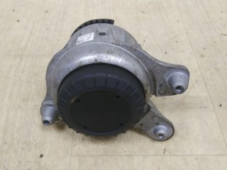 Подушка крепления двигателя правая, ориг. номер A2132402400, MERCEDES-BENZ E-CLASS W213 01/2016 -