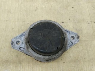 Подушка крепления двигателя левая, ориг. номер A1662405917, MERCEDES-BENZ GLE W166 04/2015 - 10/2018
