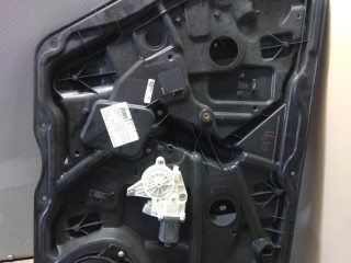 Стеклоподъемник передний левый, ориг. номер A1669060201, MERCEDES-BENZ M-CLASS W166 06/2011 - 12/2015