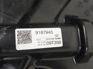 Стеклоподъемник передний правый, ориг. номер DBCFW206P, MERCEDES-BENZ C-CLASS W206 02/2021 - /2026