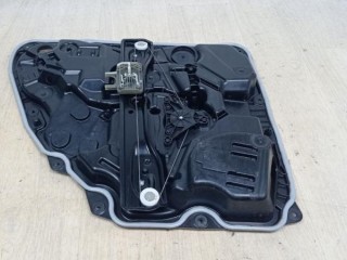 Стеклоподъемник задний правый, ориг. номер A2067300802, MERCEDES-BENZ C-CLASS W206 02/2021 - /2026