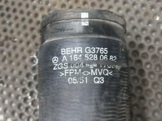 Патрубок интеркулера, ориг. номер A1645280682, MERCEDES-BENZ M-CLASS W164 02/2005 - 12/2012