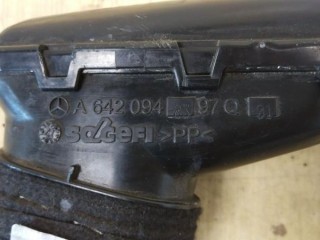 Патрубок воздушного фильтра, ориг. номер A6420948397, MERCEDES-BENZ E-CLASS W213 01/2016 -