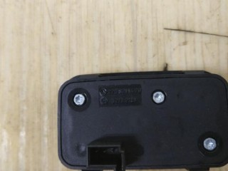 Кнопка открытия багажника, ориг. номер A2208211479, MERCEDES-BENZ E-CLASS купе C238 12/2016 -