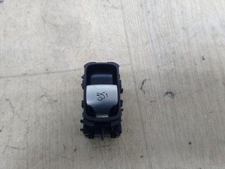 Кнопка открытия багажника, ориг. номер A2069056702, MERCEDES-BENZ C-CLASS W206 02/2021 -
