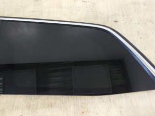 Стекло кузовное боковое левое, ориг. номер W22334, MERCEDES-BENZ GL-CLASS X166 07/2012 - 12/2015