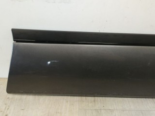 Молдинг двери передней правой, ориг. номер HK8M21064ABW, JAGUAR F-PACE X761 09/2015 -