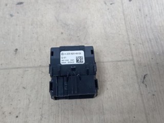 Разъем AUX / USB, ориг. номер A2238204503, MERCEDES-BENZ C-CLASS W206 02/2021 - /2026