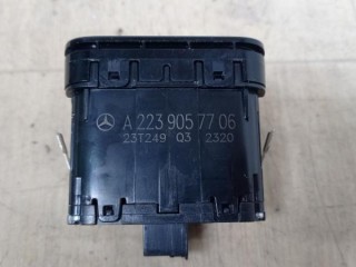Кнопка ручного тормоза (ручника), ориг. номер A2239057706, MERCEDES-BENZ C-CLASS W206 02/2021 - /2026