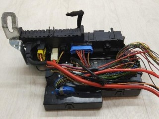 Блок SAM, ориг. номер A2049060105, MERCEDES-BENZ C-CLASS W204 01/2007 - 01/2015