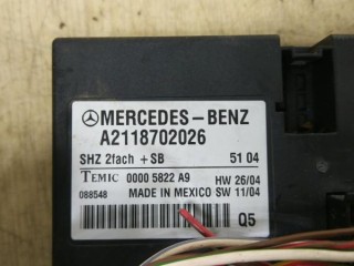 Блок управления подогревом сидения, ориг. номер A2118702026, MERCEDES-BENZ E-CLASS W211 03/2002 - 03/2009