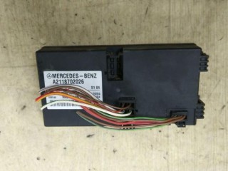 Блок управления подогревом сидения, ориг. номер A2118702026, MERCEDES-BENZ E-CLASS W211 03/2002 - 03/2009