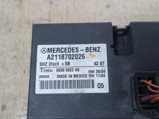Блок управления подогревом сидения, ориг. номер A2118702026, MERCEDES-BENZ E-CLASS W211 03/2002 - 03/2009