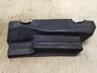 Дефлектор радиатора правый Volkswagen Touareg, ориг. номер 7P6121396, VW TOUAREG 2010-2014