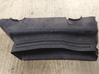 Дефлектор радиатора левый Volkswagen Touareg, ориг. номер 7P6121395, VW TOUAREG 2010-2014