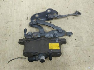 Петля капота левая, ориг. номер A2129067701, MERCEDES-BENZ E-CLASS W212 01/2009 - 12/2016