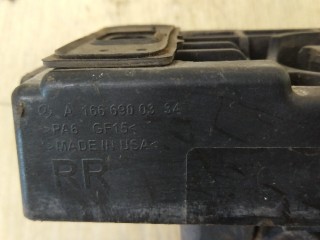 Опора под домкрат (поддомкратная подушка) правая, ориг. номер A1666900334, MERCEDES-BENZ M-CLASS W166 06/2011 - 12/2015