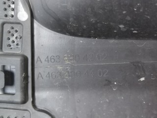 Накладка под фонарь правый, ориг. номер A4638804202, MERCEDES-BENZ G-CLASS W463 09/1989 -